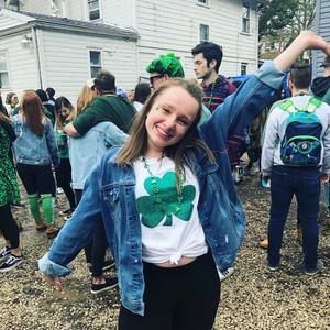 Meet your Posher, Alyssa